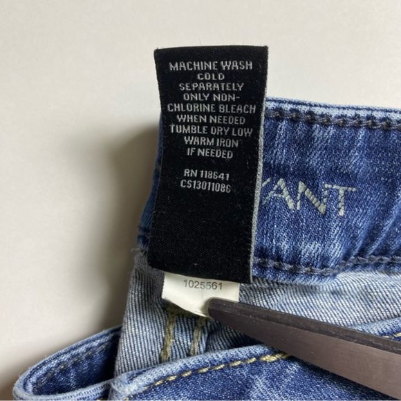 Lane Bryant, blue wash Bootcut Genius Fit jeans, size 16L - Picture 10 of 10